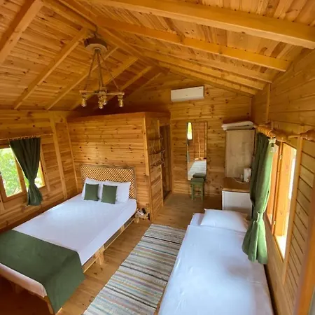 Bed & Breakfast Gel Goer Ahsap *